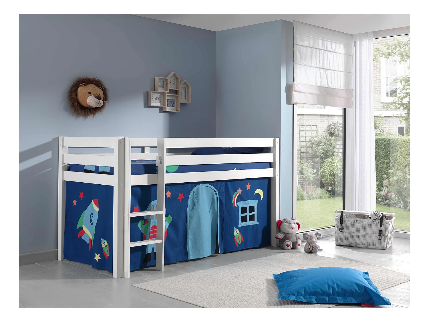 Hoogslaper 90x200 cm met witte massief grenen astratent Pino