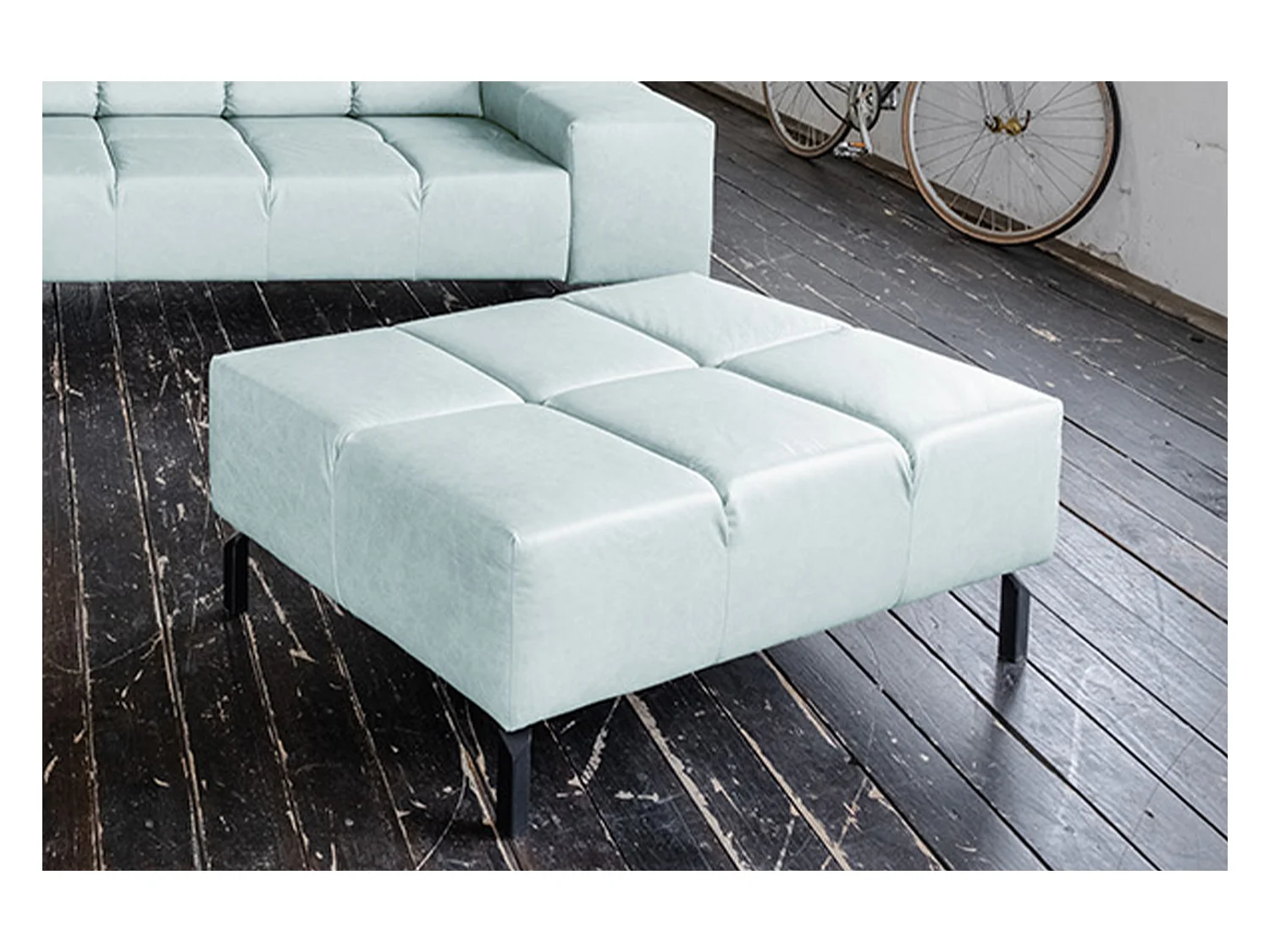 Pouf rembourré - bleu clair cuir - NELSON