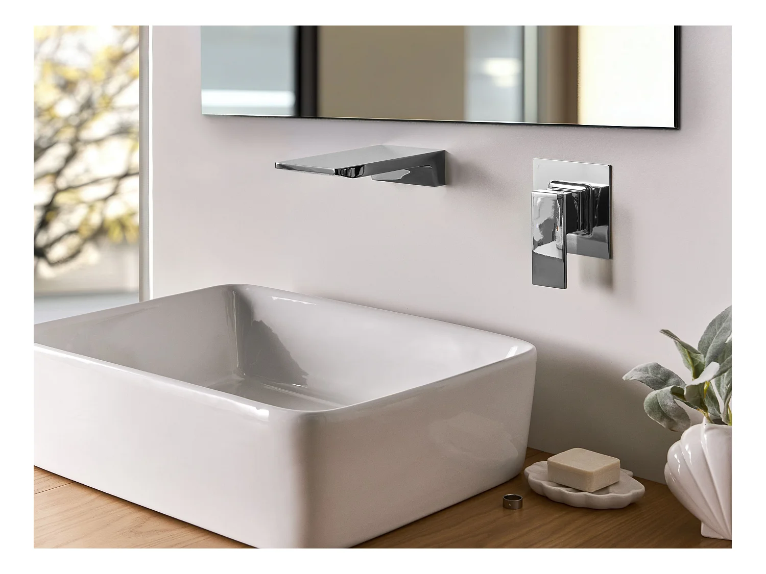 rubinetto miscelatore da parete per lavabo KARUAY Argento