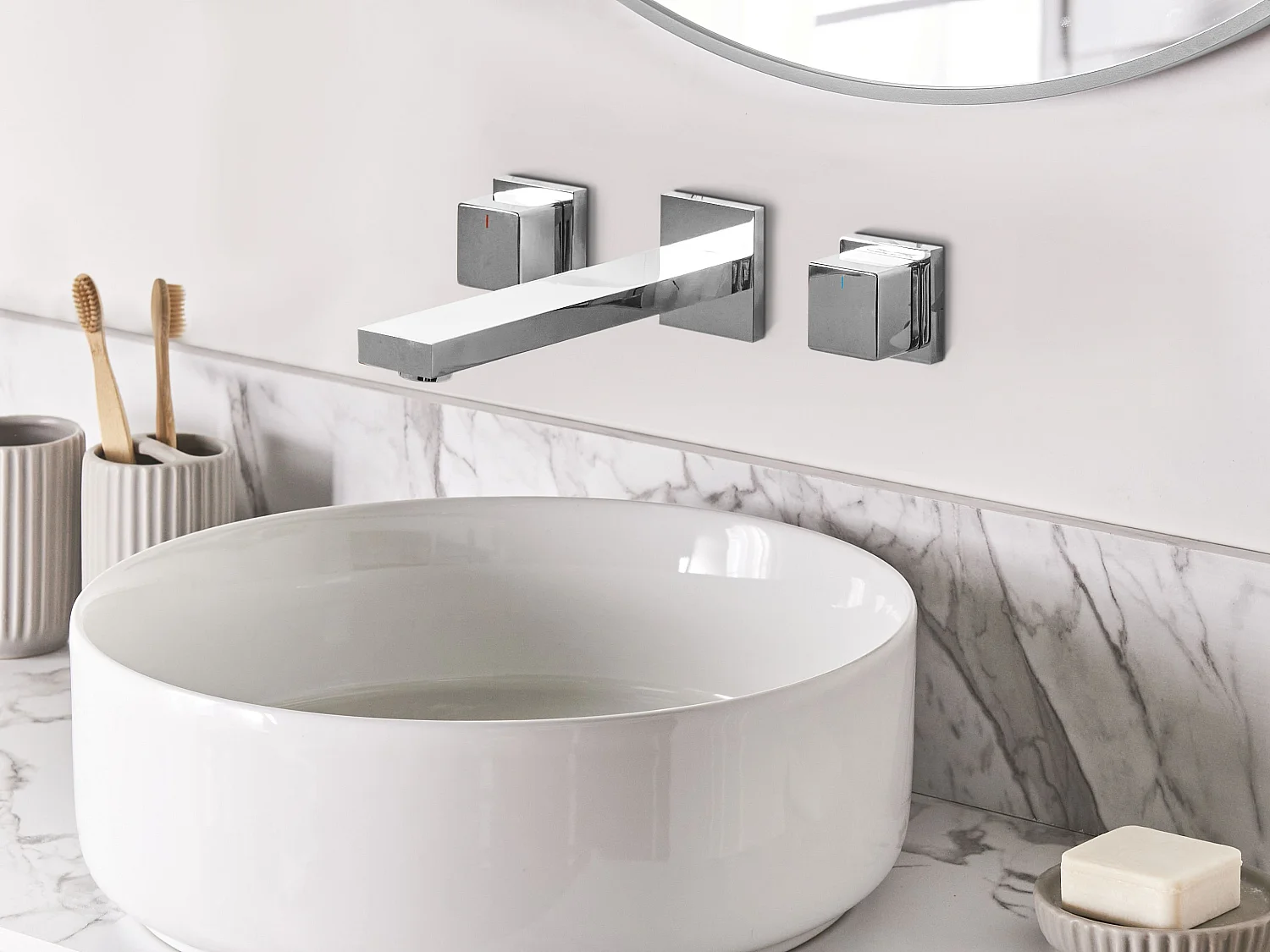 Robinet de lavabo mural PAILON Laiton Argenté