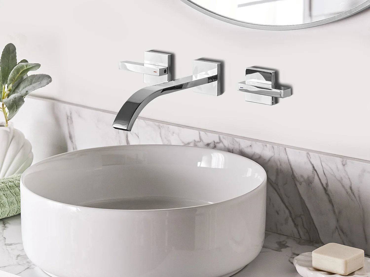 Robinet de lavabo mural BERRACO Laiton Argenté