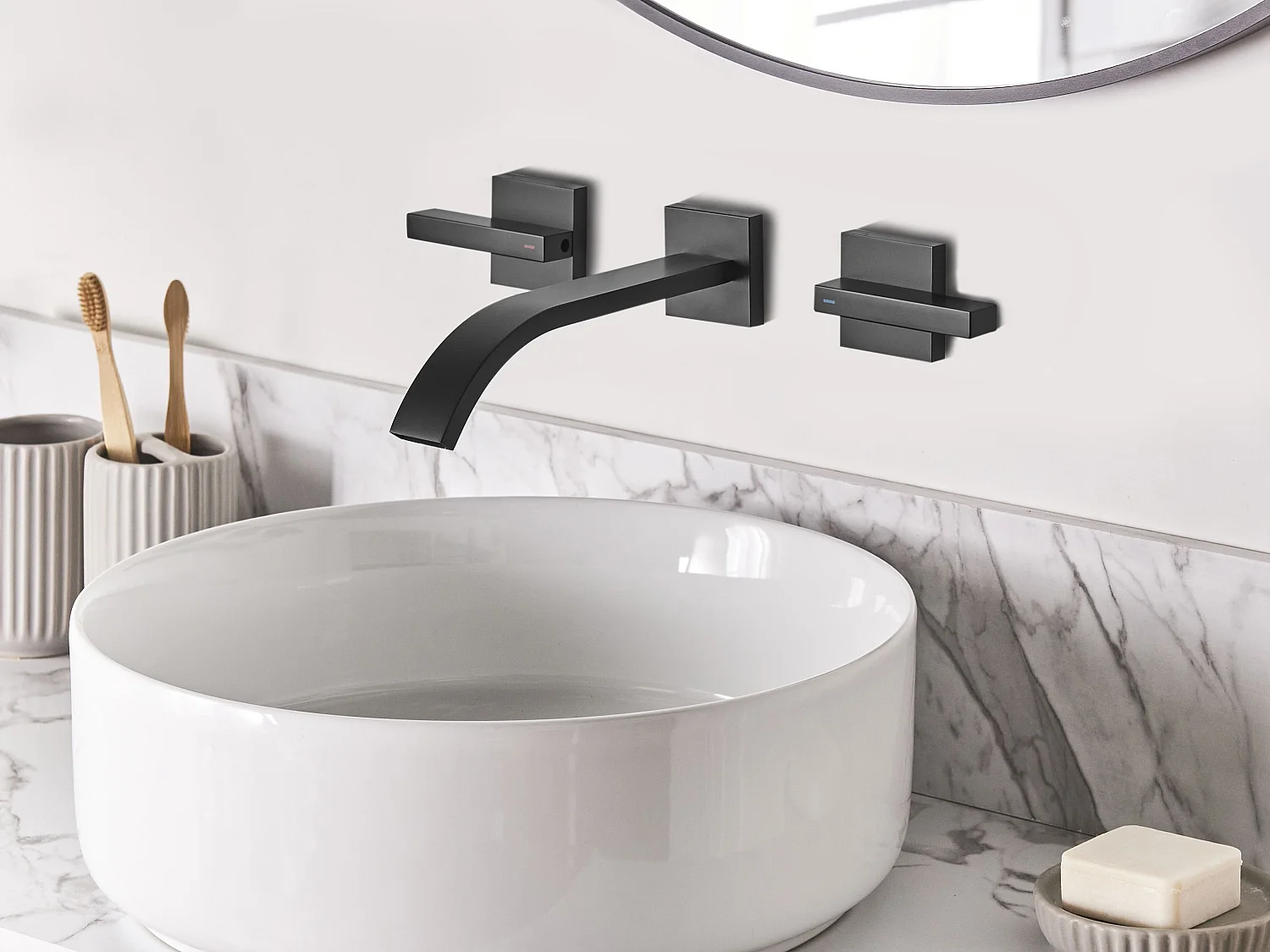 Robinet de lavabo mural BERRACO Laiton Noir