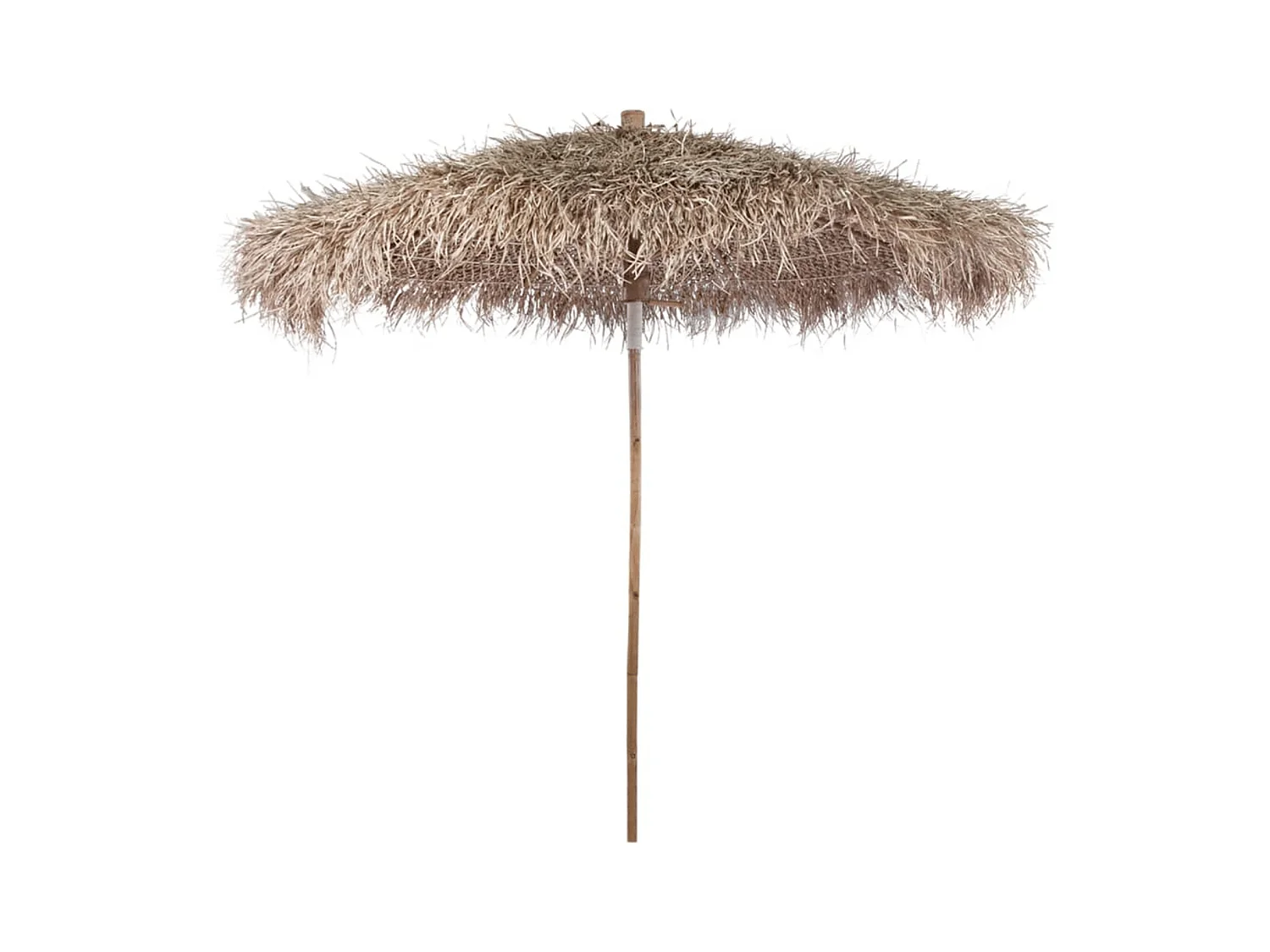 Parasol de bambú con techo de hojas de banano