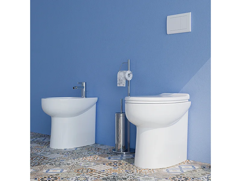Sanitari a terra Bidet e Vaso WC filomuro con sedile coprivaso Milano