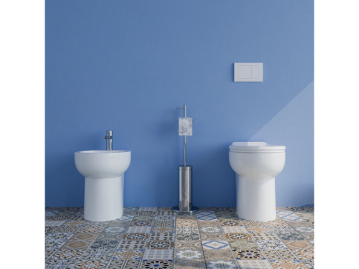 Sanitari a terra Bidet e Vaso WC filomuro con sedile coprivaso Milano