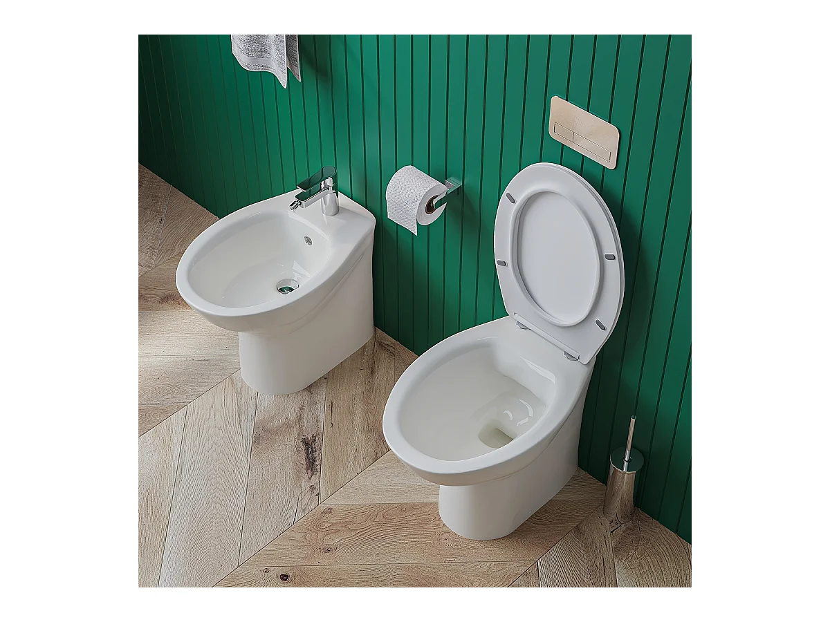 Sanitari filomuro Vaso WC e Bidet con sedile softclose Sigma