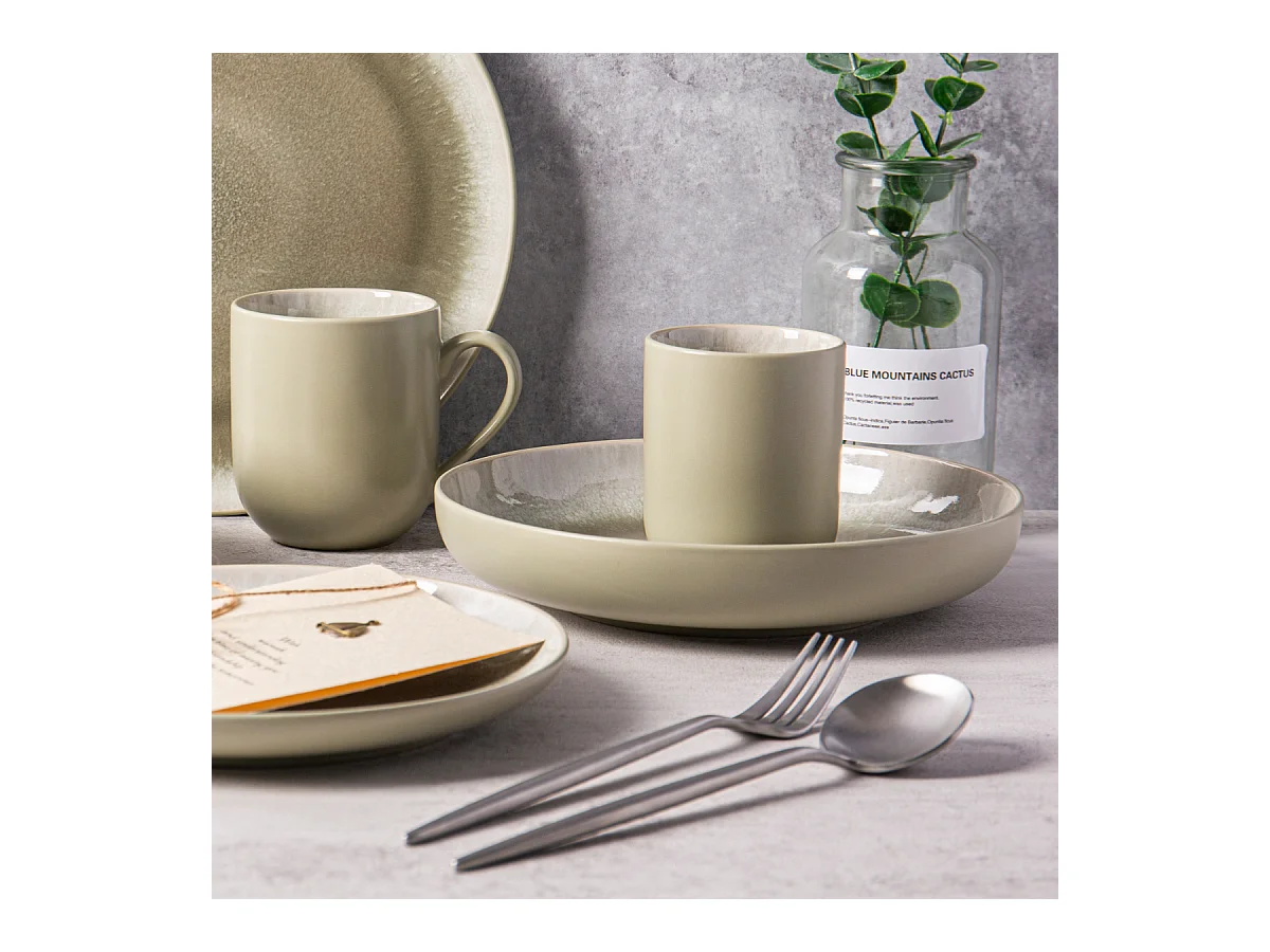 Lot de 6 assiettes creuses vert - "Iris"