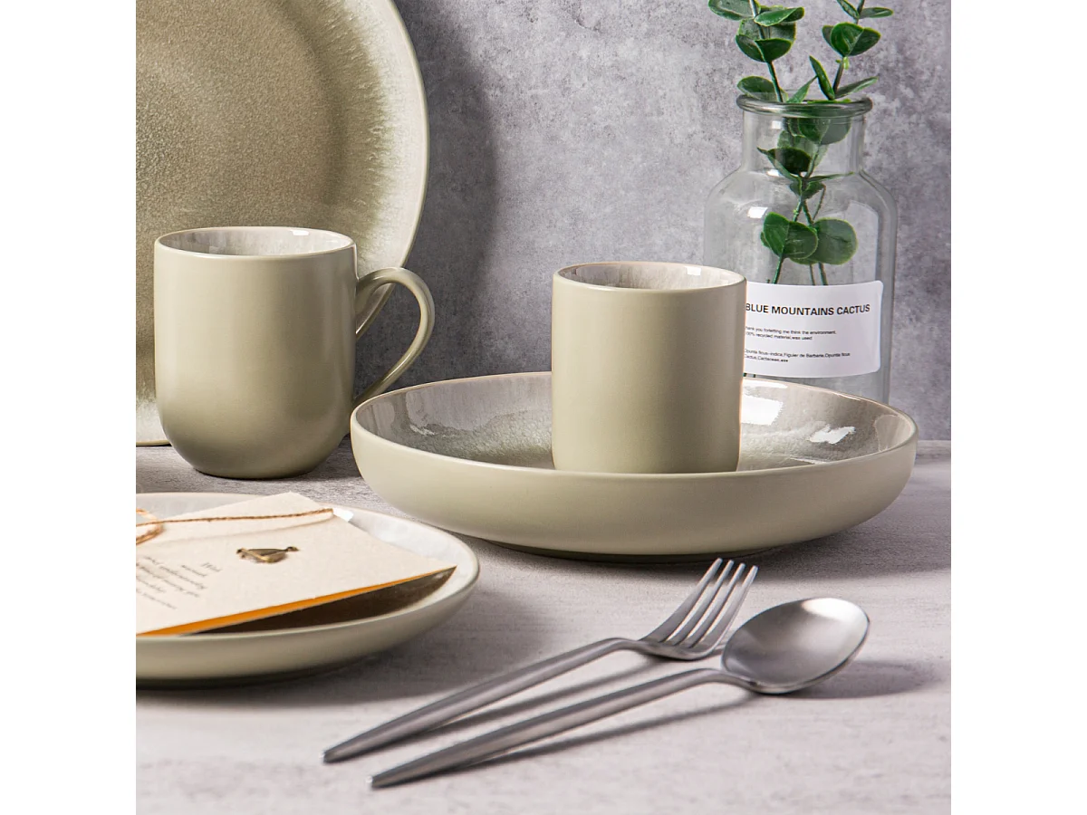 Lot de 6 assiettes creuses vert - "Iris"