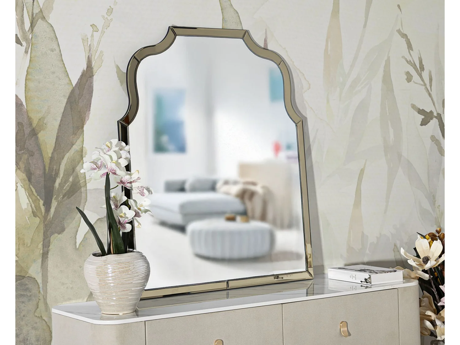 Wandspiegel met gouden glazen lijst