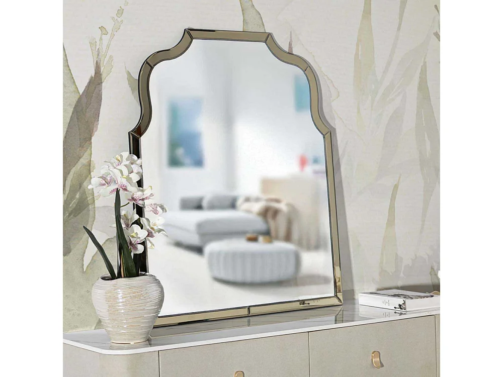 Miroir mural avec cadre en verre doré