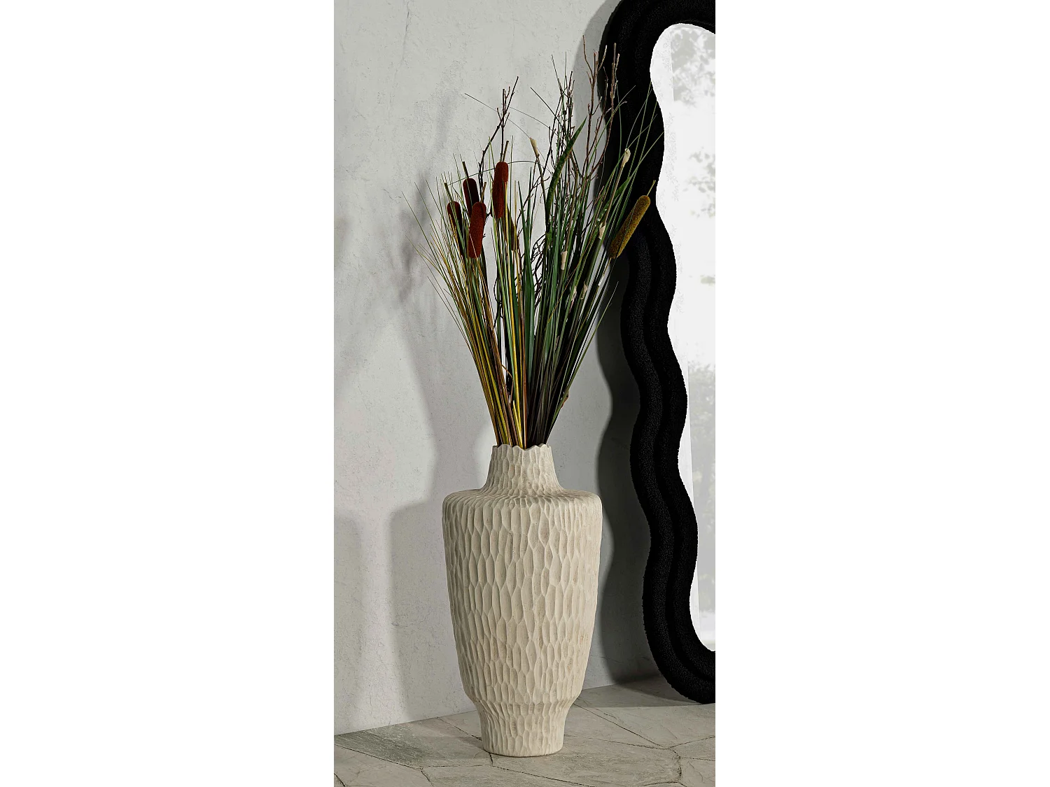 Vaso in magnesio colore crema cm ø 29,5x57