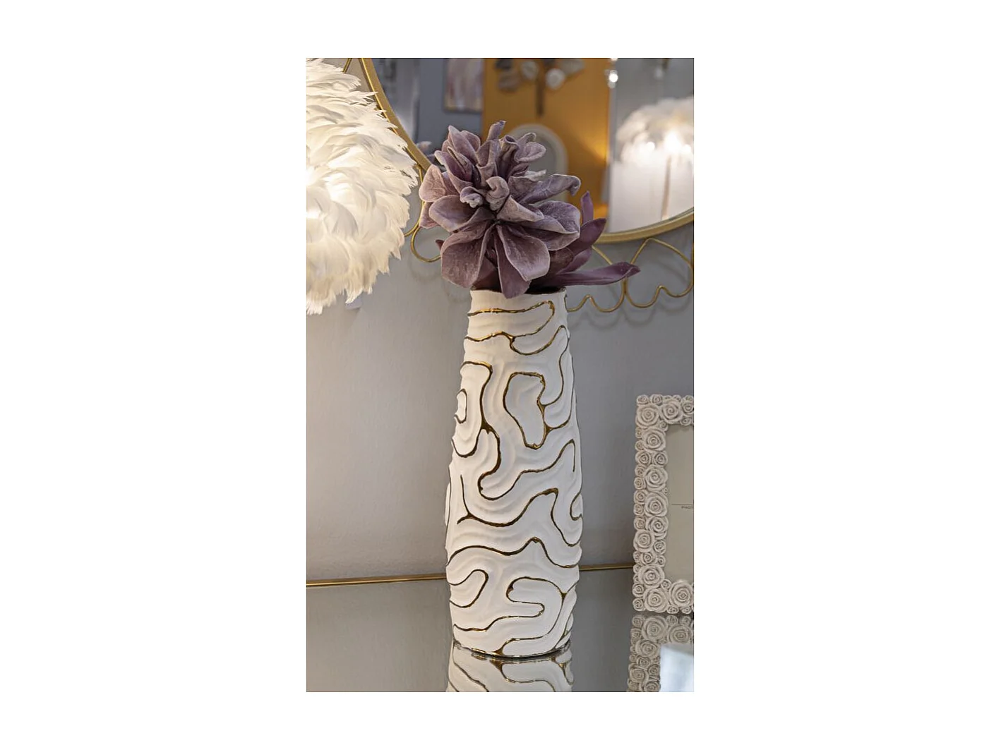 Decoratieve witte en gouden keramische vaas Ø 14,5x39,5 cm