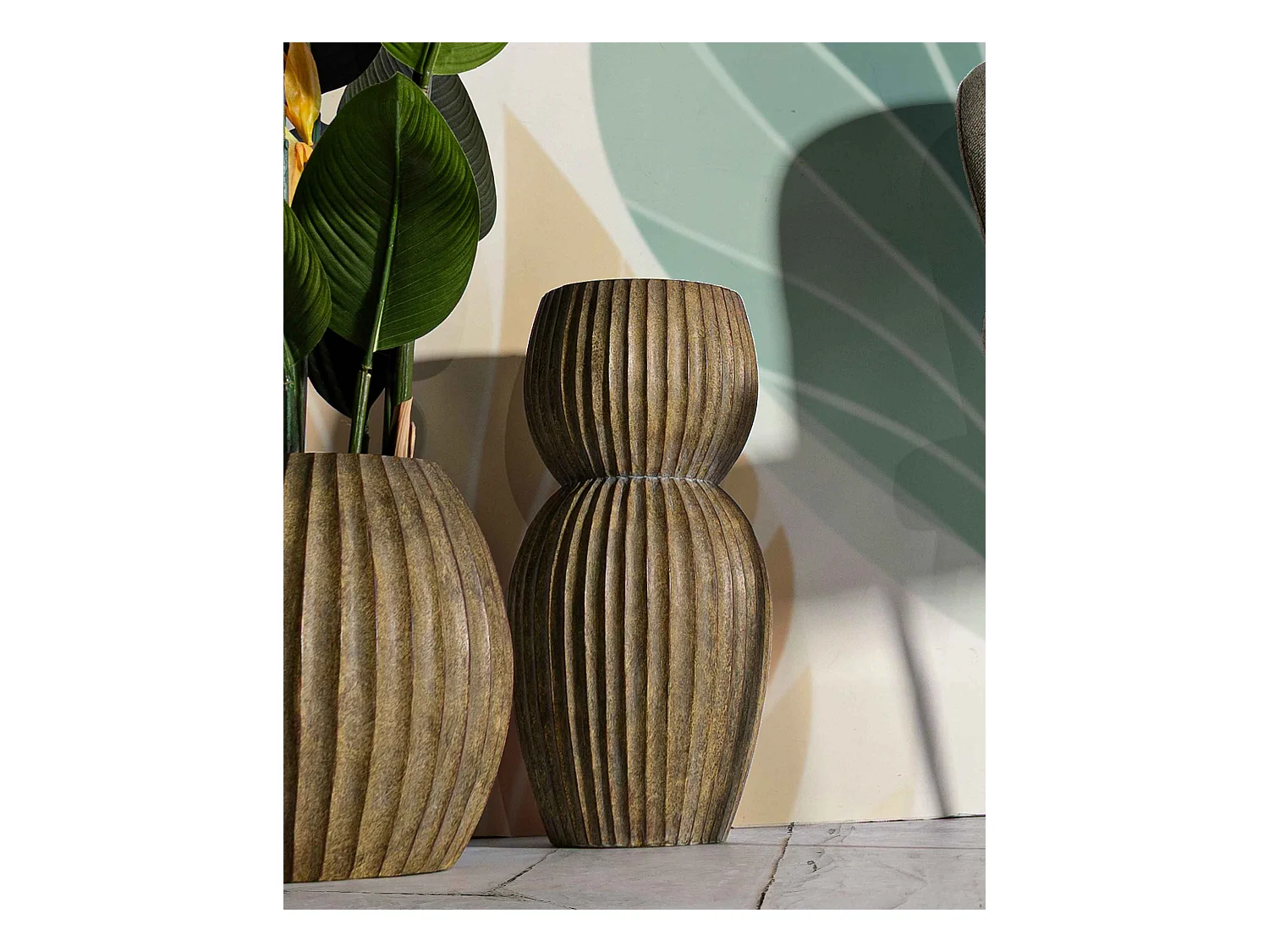 Vase en magnésie Breeze 25 x 52.5 cm