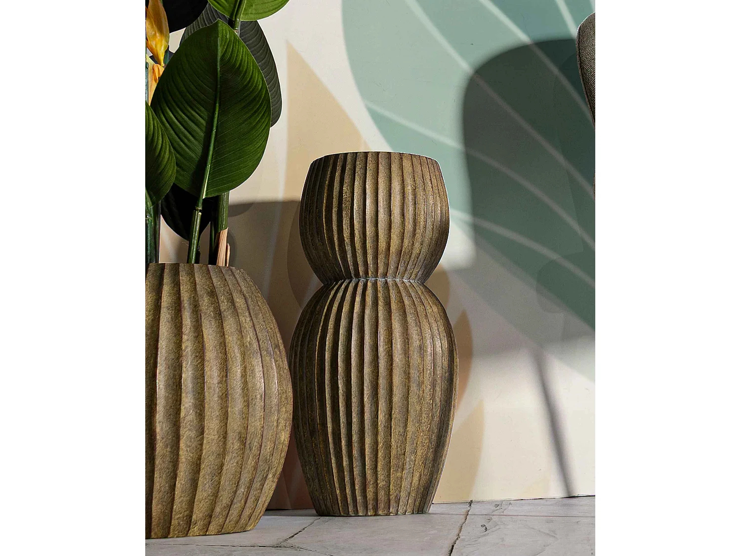 Vase en magnésie Breeze 25 x 52.5 cm