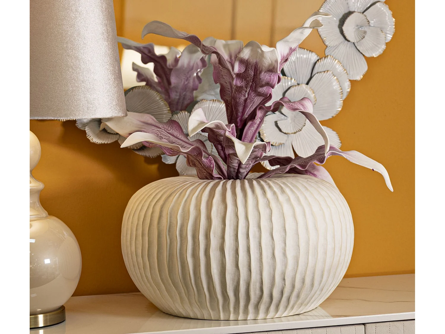 Vase Design Rainuré "Icicle" 40cm Crème
