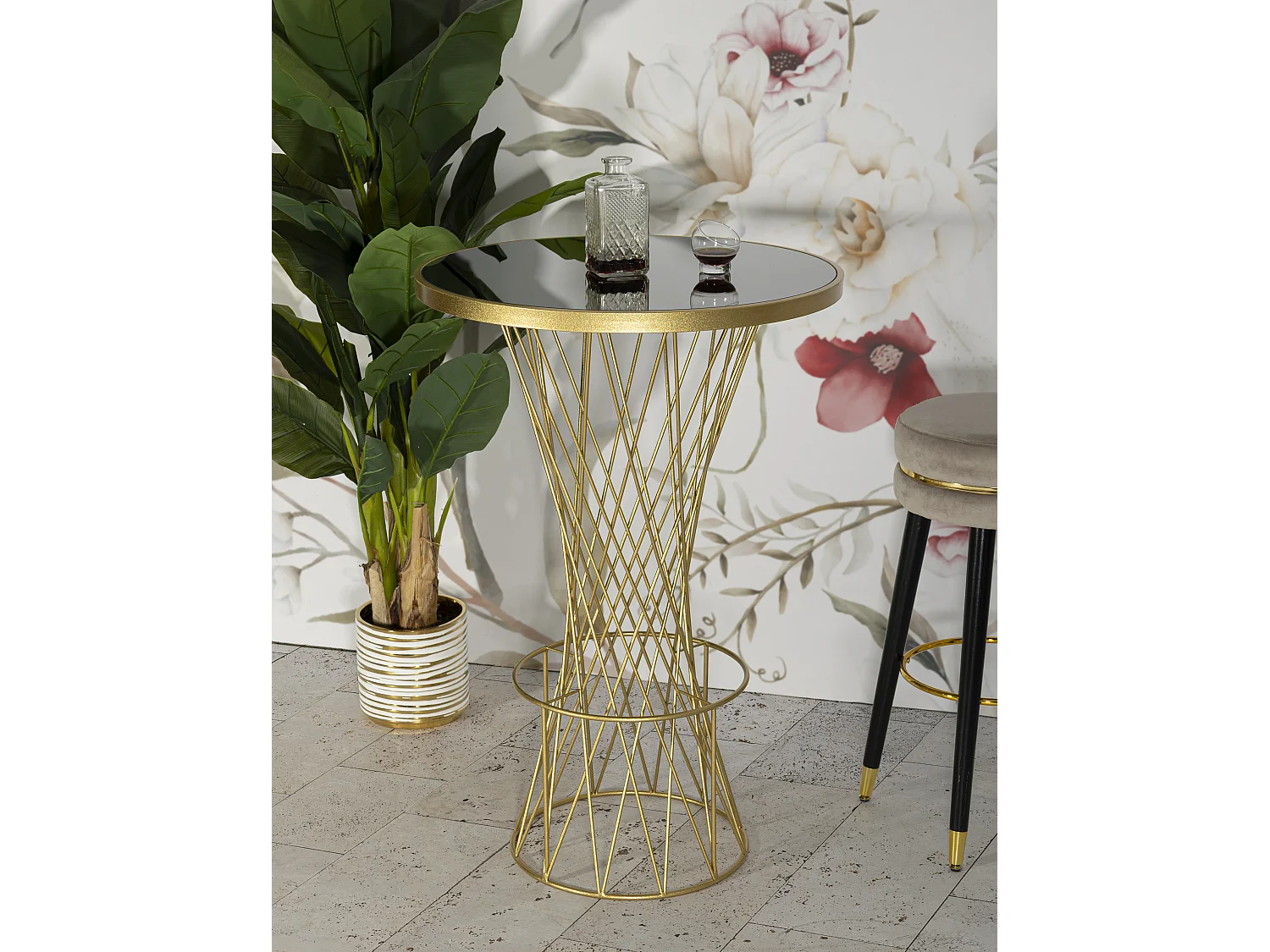 Table de bar en métal doré et verre, ø 70x103 cm