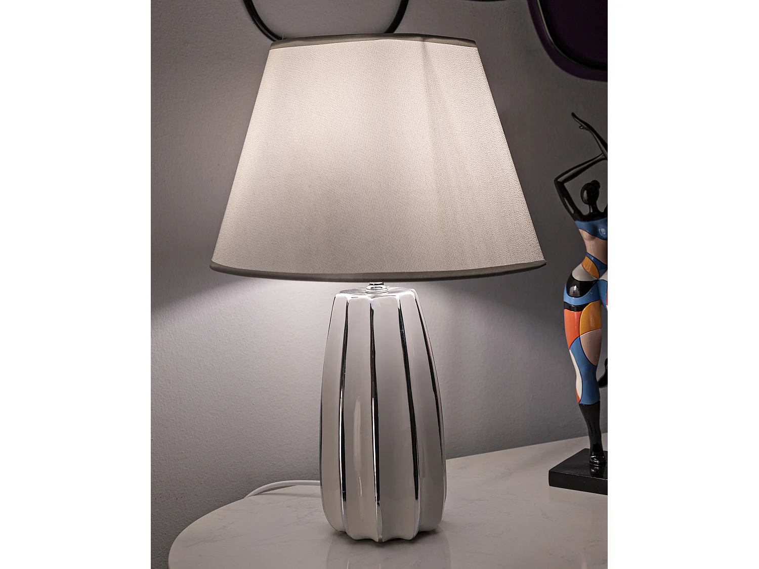Lampe à Poser en Céramique "Emmi" 45cm Argent & Blanc
