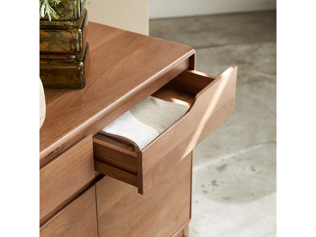 Sideboard Gabrielle aus massivem Mangoholz, 150 cm