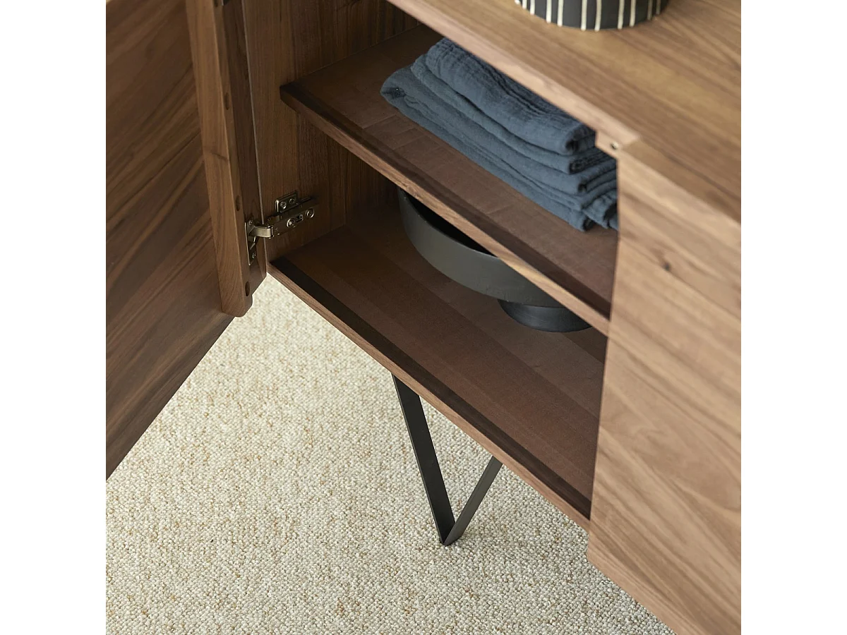 Buffet en bois de noyer 175 Metric