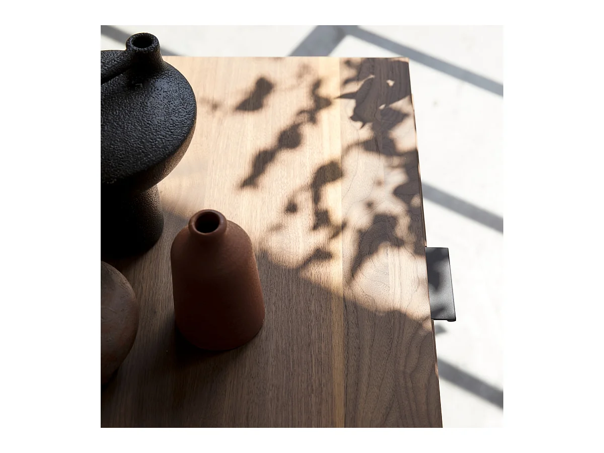 Sideboard Senson aus massivem Nussbaumholz 120