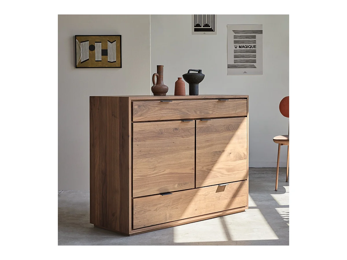 Sideboard Senson aus massivem Nussbaumholz 120