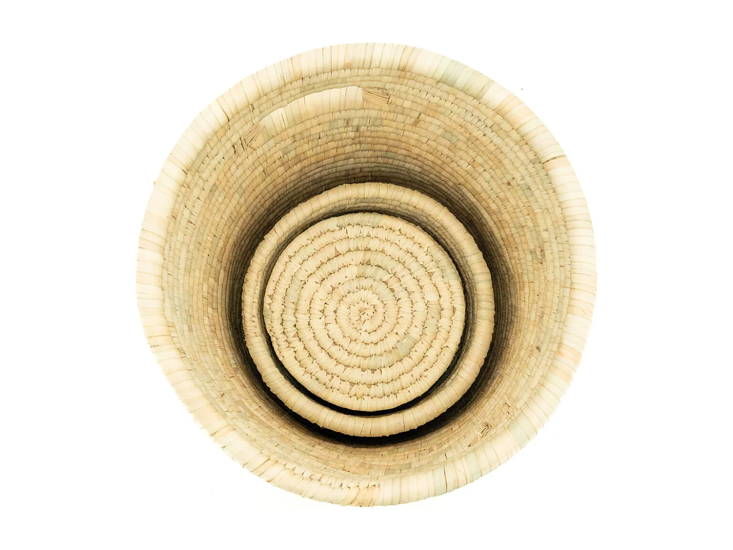 Ensemble panier à linge en jonc naturel avec couvercle et corbeilles assorties