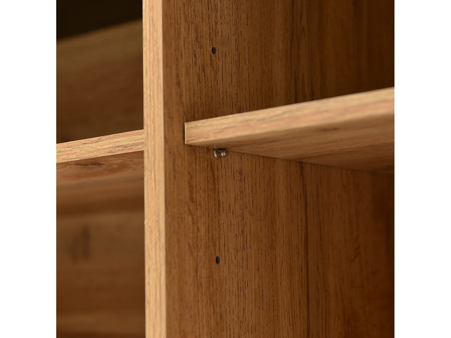 Buffet 160x35x76cm avec 3 portes et 1 niche, pieds en métal noir, corps en woodgrain naturel clair