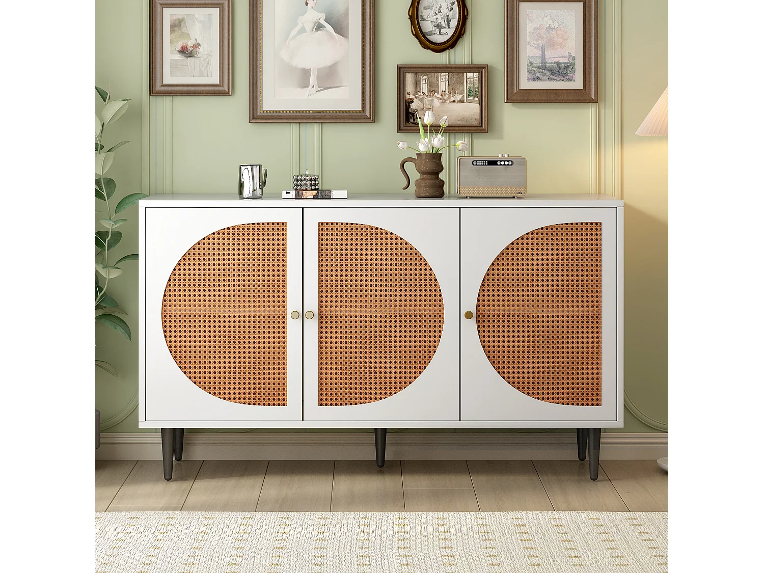 Buffet 129.8x40x76cm avec 3 portes en rotin, corps blanc et pieds noir