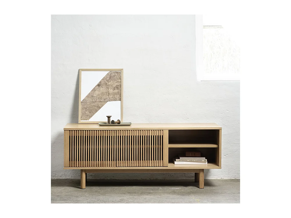 Berat - Meuble TV 2 portes en bois L143cm - Bois clair