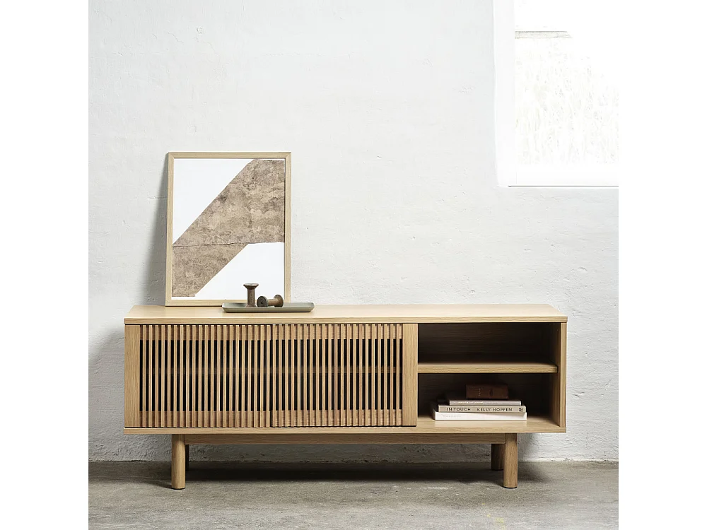 Berat - Meuble TV 2 portes en bois L143cm - Bois clair