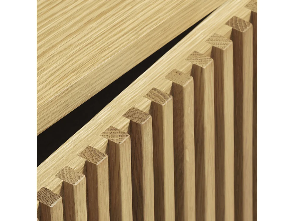 Berat - Meuble TV 2 portes en bois L143cm - Bois clair