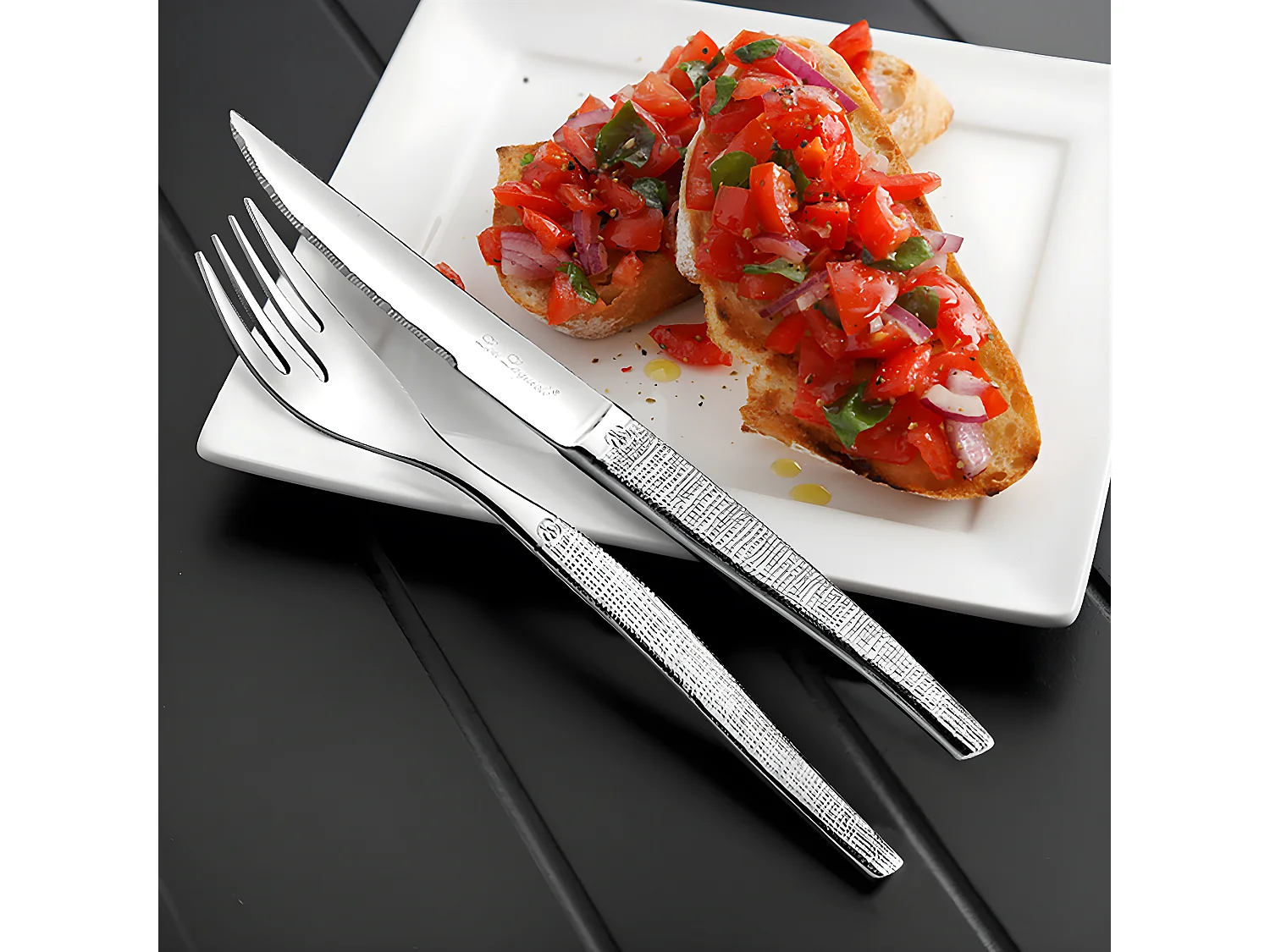 Jet Textil - Ménagère 24 couverts steaks