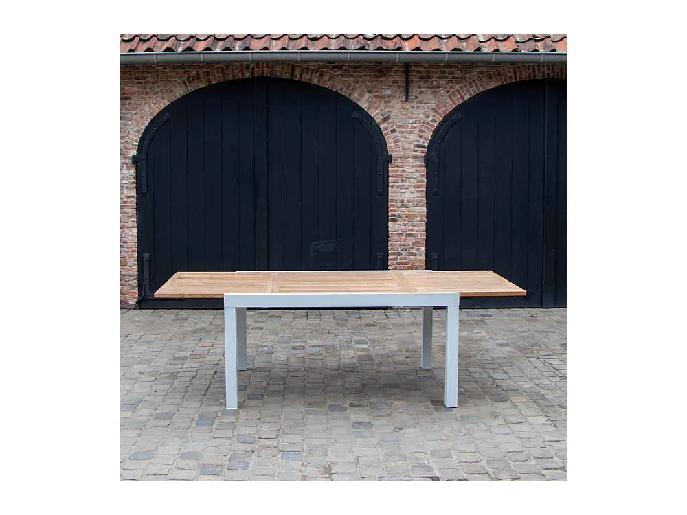 Table BALIteck 6/10 personnes structure aluminium blanche, plateau en lame de Teck