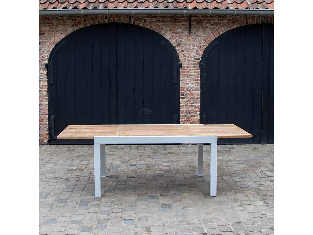 Table BALIteck 6/10 personnes structure aluminium blanche, plateau en lame de Teck