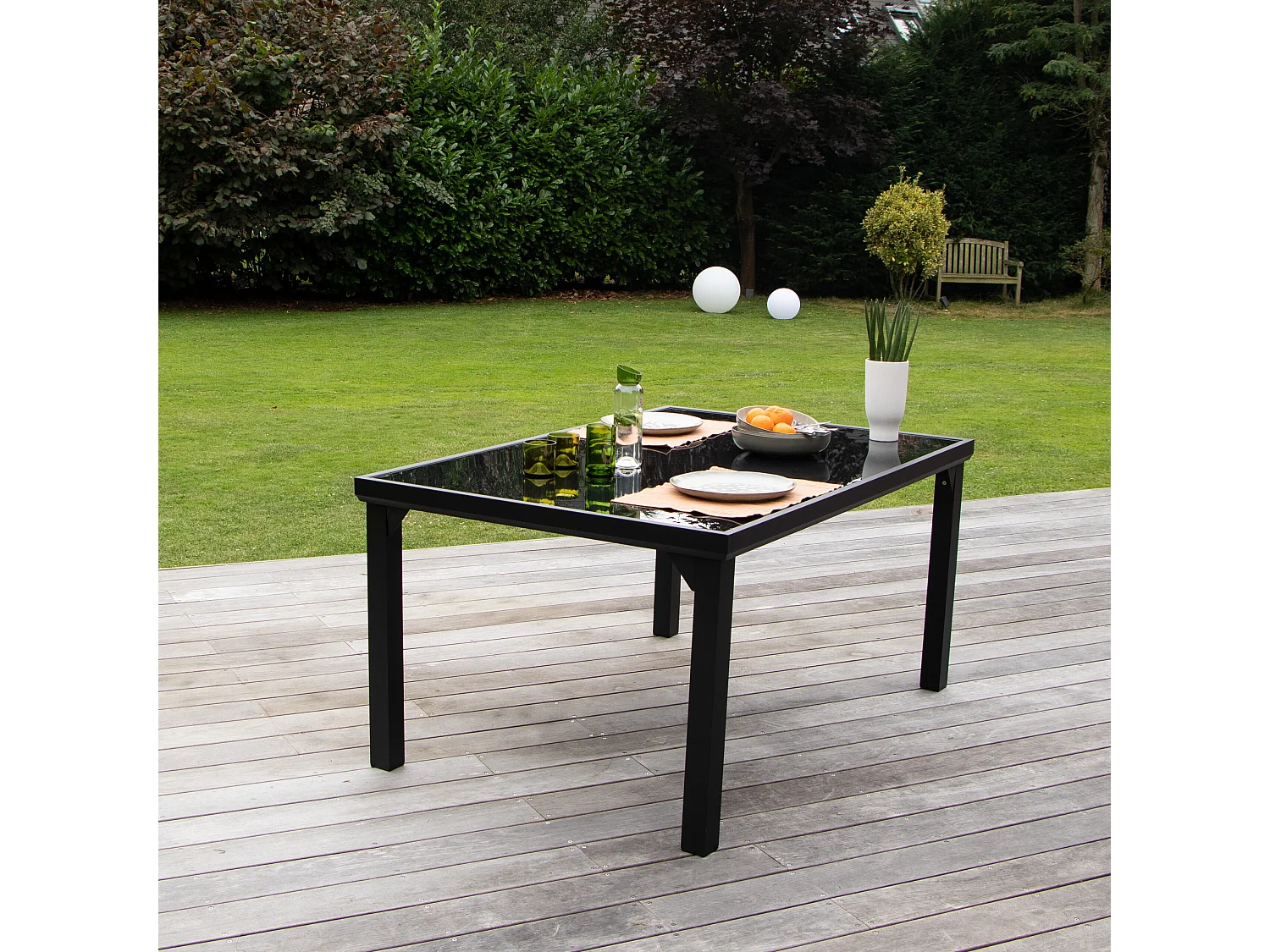 Table BlackEdition 6 places structure en aluminium noire et verre trempé opaque