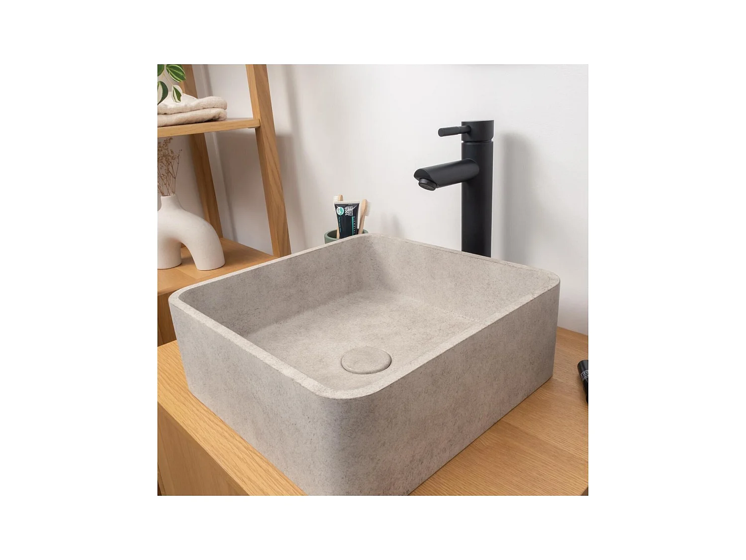 Vasque à poser carrée en béton brossé 36cm