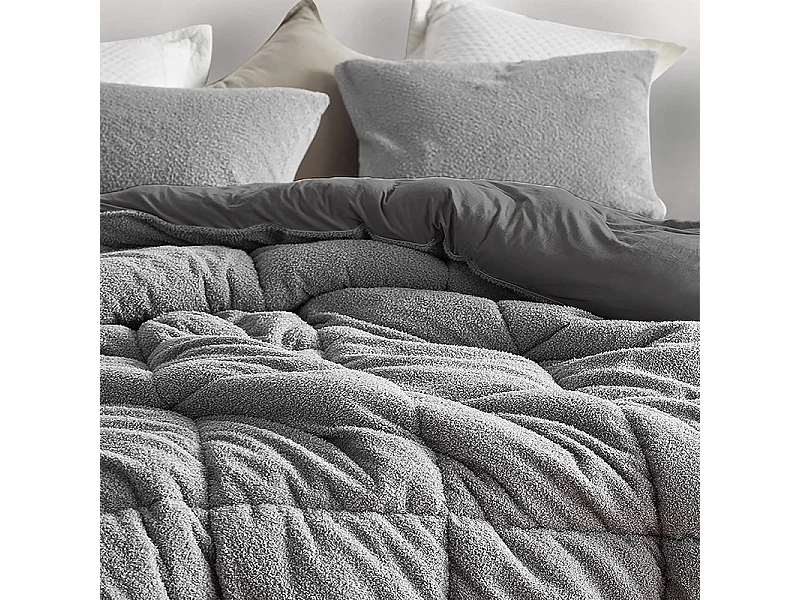 Bettdecke 220x240 cm INRE – 400 g/m² weicher Plüsch – Wendbar – Sehr warm – Maschinenwaschbar – Milbendicht – Grau