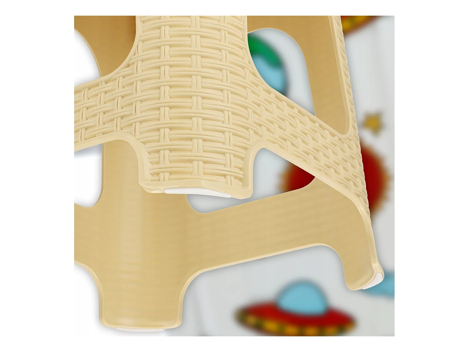 KADAX Kruk van kunststof, opstapkruk tot 120 kg, rotankruk met antislipvoeten, badkruk, woonkruk, lichte zitkruk, tuinkruk, kruk (2 x set beige)