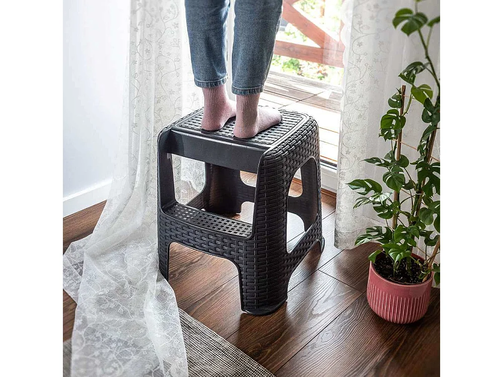 Tabouret KADAX en matériaux plastiques recyclés, escabeau, jusqu'à 160 kg, tabouret en rotin avec pieds antidérapants, tabouret de salle de bain à gradins,