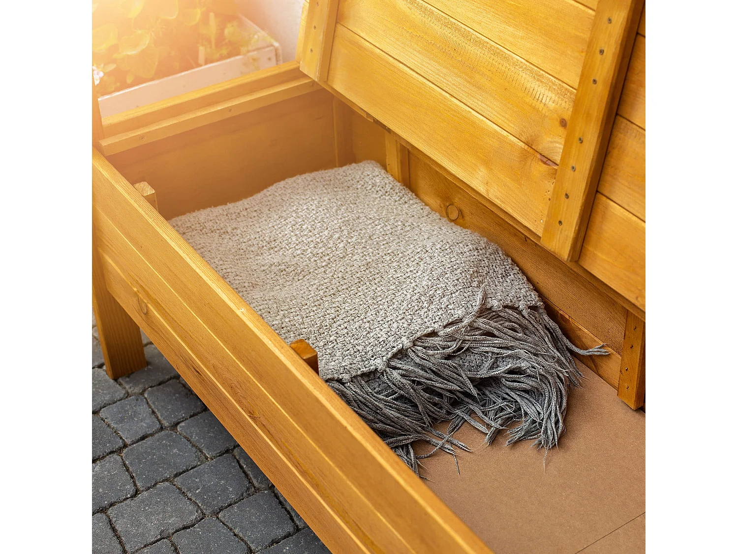 Banc de jardin KADAX, 120 x 47 x 81,5 cm, banc en panneaux de fibres résistant aux intempéries avec espace de rangement et dossier, marron