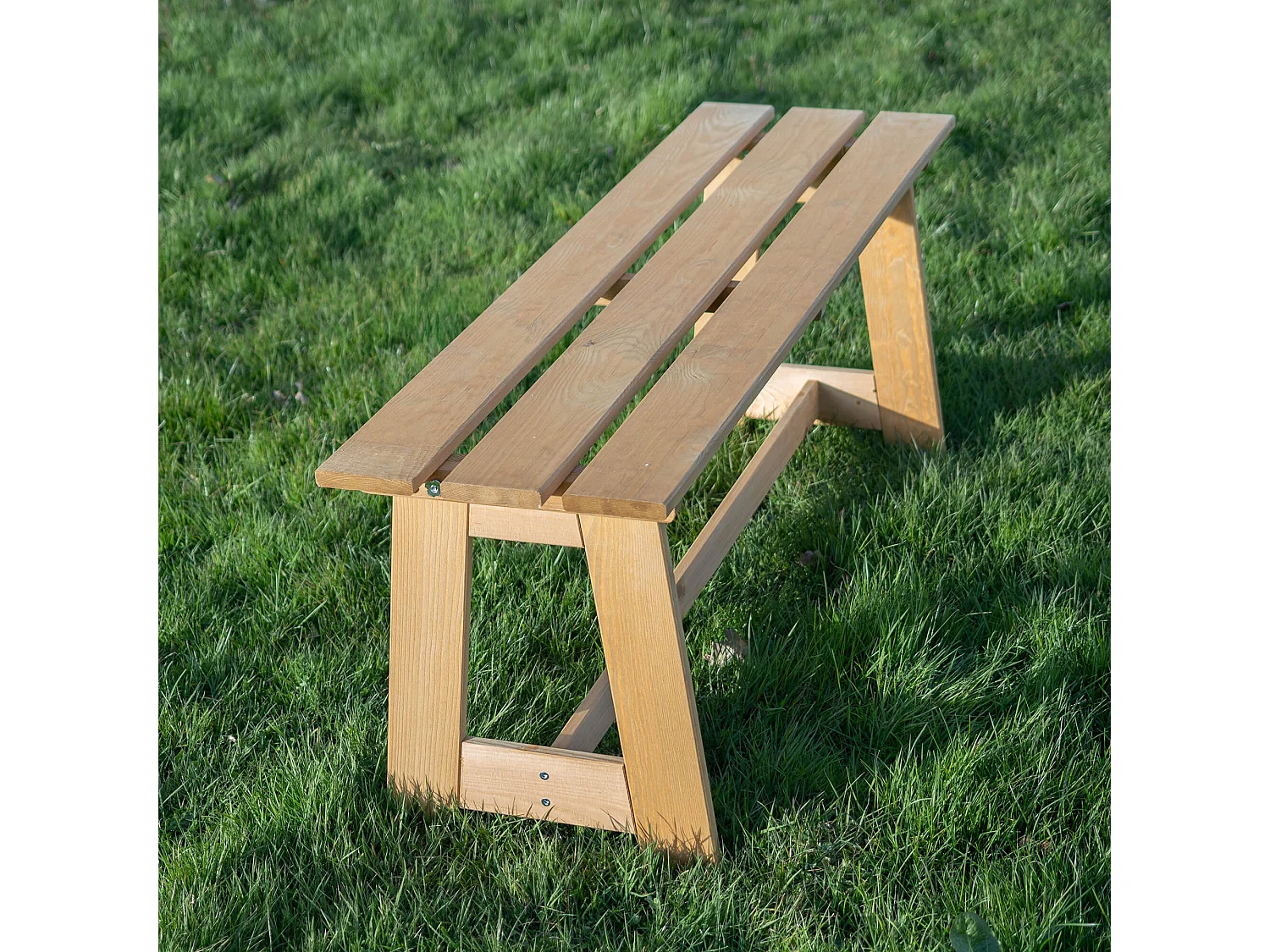 Banc de jardin en bois KADAX, 2 places, sans accoudoirs ni dossier, banc, banc de stationnement, banc extérieur pour balcon, jardin, terrasse (chêne doré)