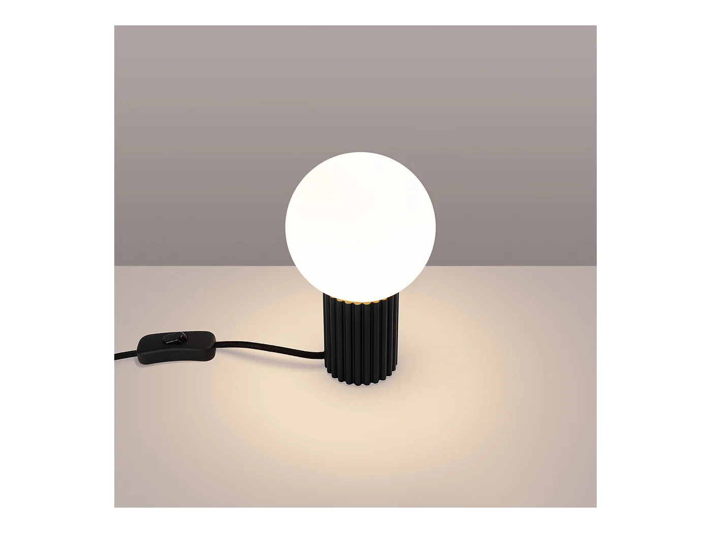 Lampe De Bureau Halo Moderne En Aluminium/Verre - 1 Sources Lumineuses - L.12 X H.19 Cm - Noir