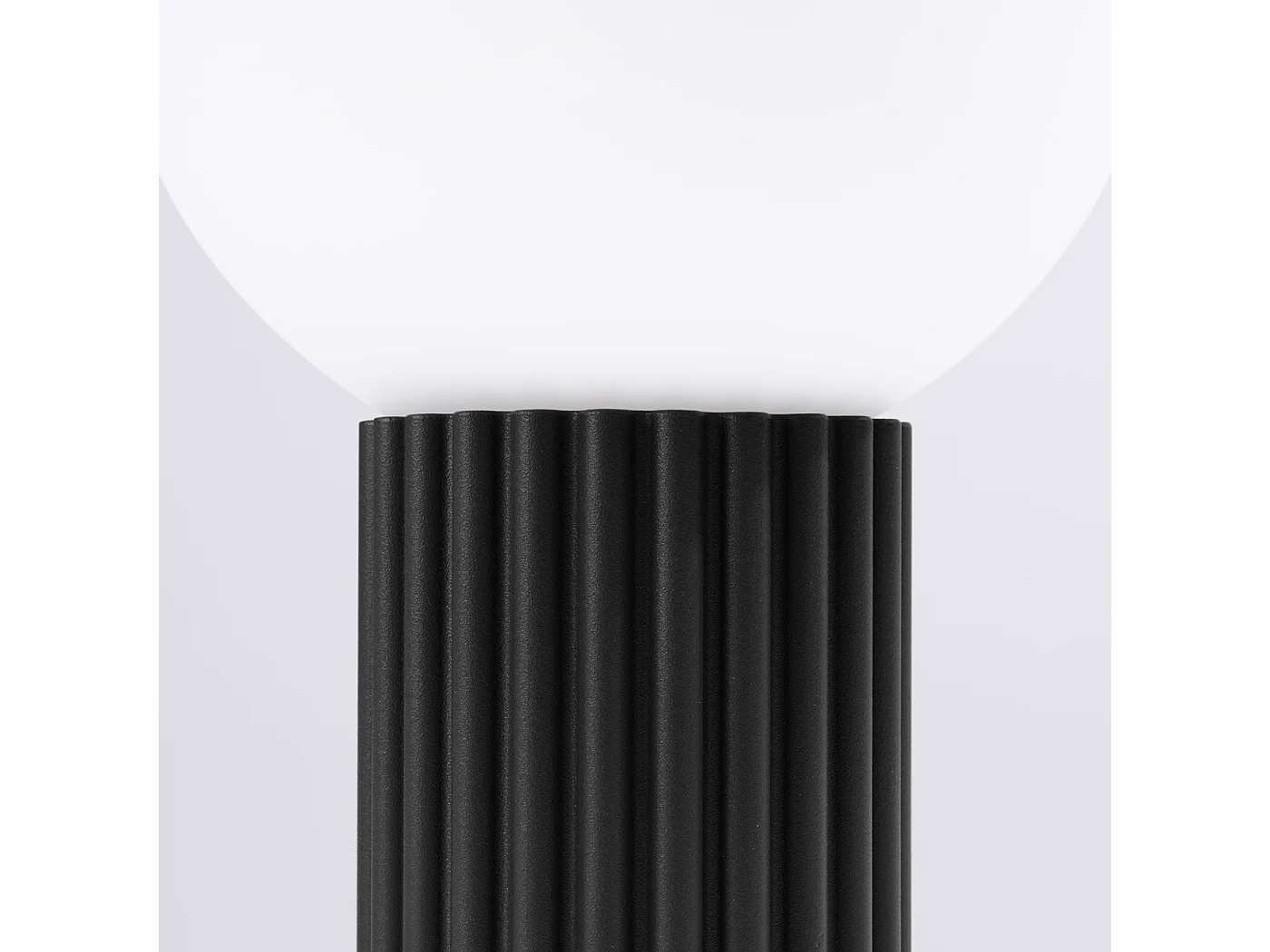 Lampe De Bureau Halo Moderne En Aluminium/Verre - 1 Sources Lumineuses - L.12 X H.19 Cm - Noir