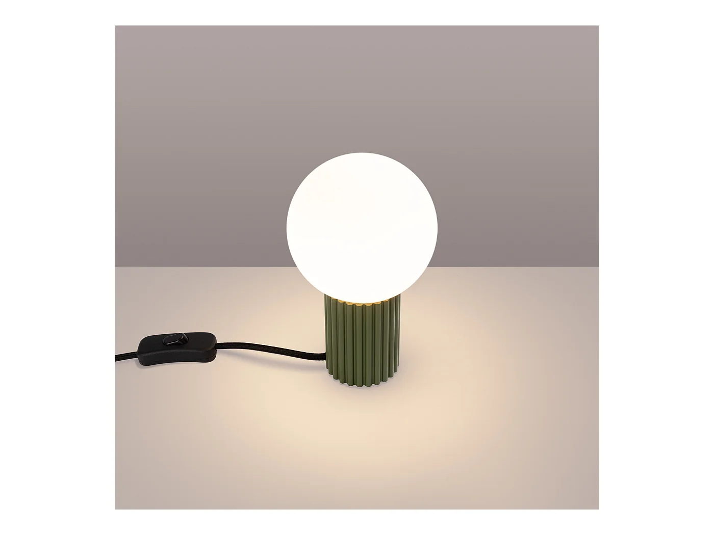 Lampe De Bureau Halo Moderne En Aluminium/Verre - 1 Sources Lumineuses - L.12 X H.19 Cm - Vert Olive