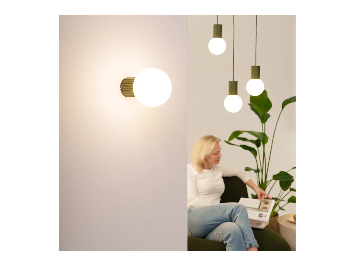 Lampe De Bureau Halo Moderne En Aluminium/Verre - 1 Sources Lumineuses - L.12 X H.19 Cm - Vert Olive