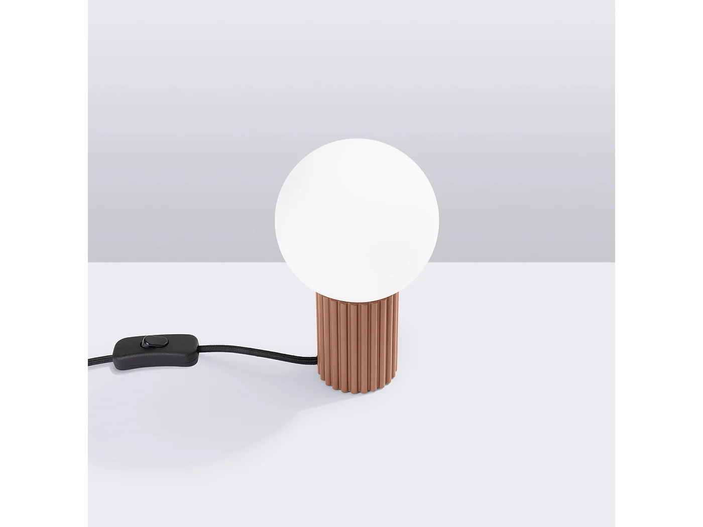 Lampe De Bureau Halo Moderne En Aluminium/Verre - 1 Sources Lumineuses - L.12 X H.19 Cm - Moka