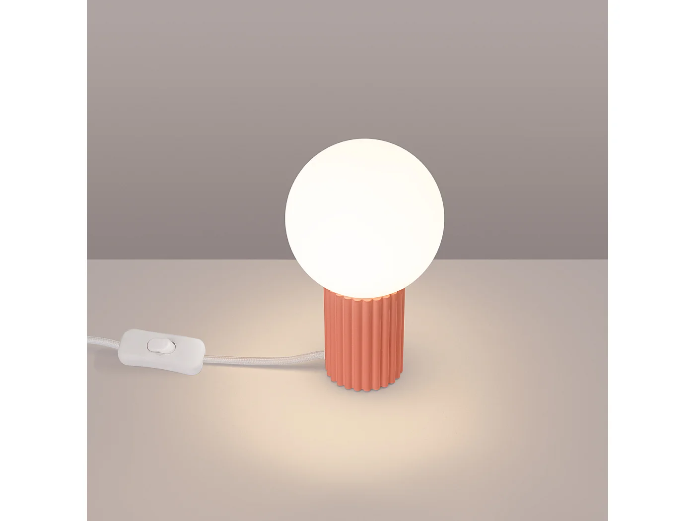 Lampe De Bureau Halo Moderne En Aluminium/Verre - 1 Sources Lumineuses - L.12 X H.19 Cm - Pêche