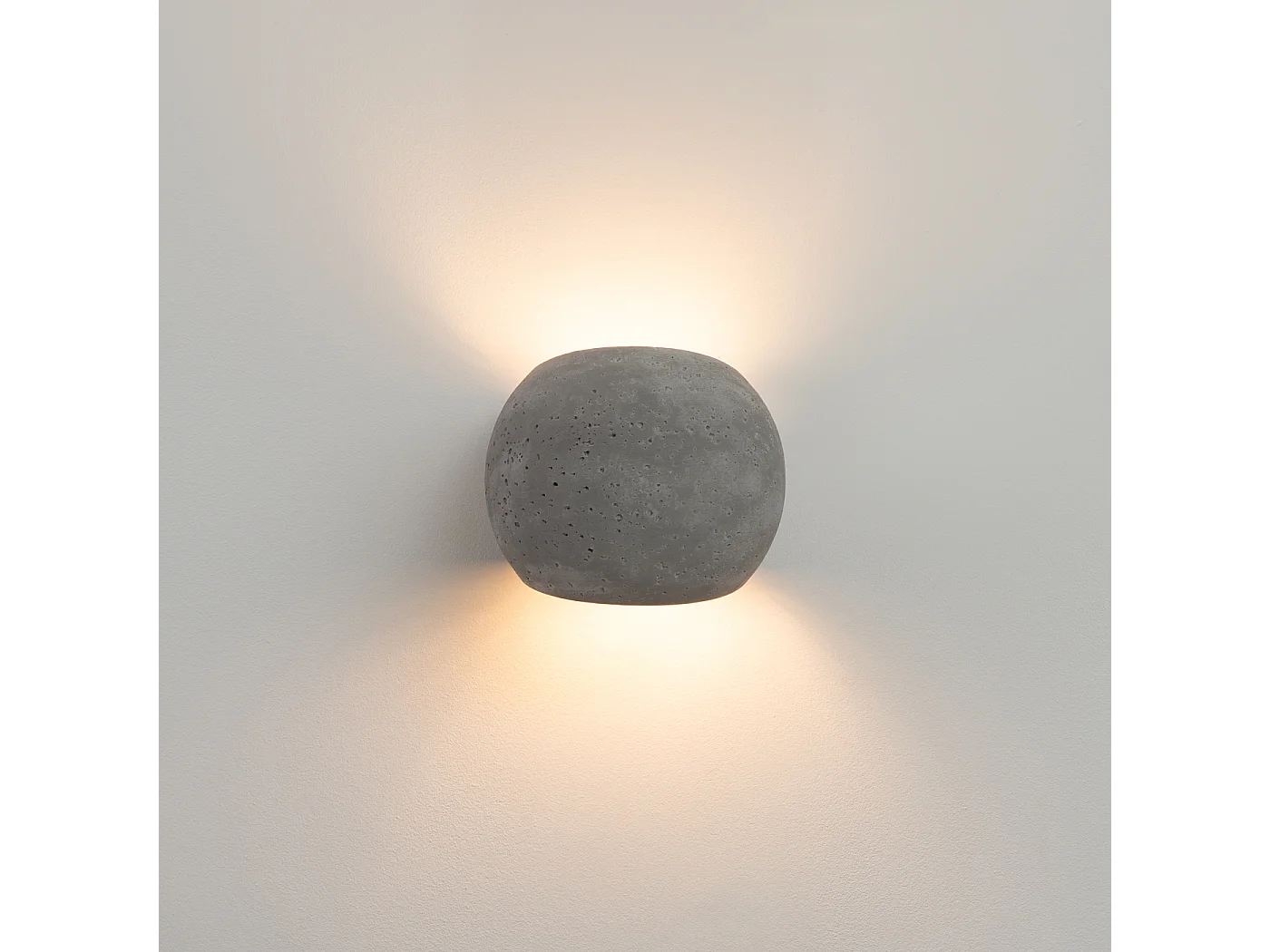 Candeeiro De Parede Globe Moderno, Concreto - 2 Lichtbronnen - L.18 X H.14 Cm - Cinza