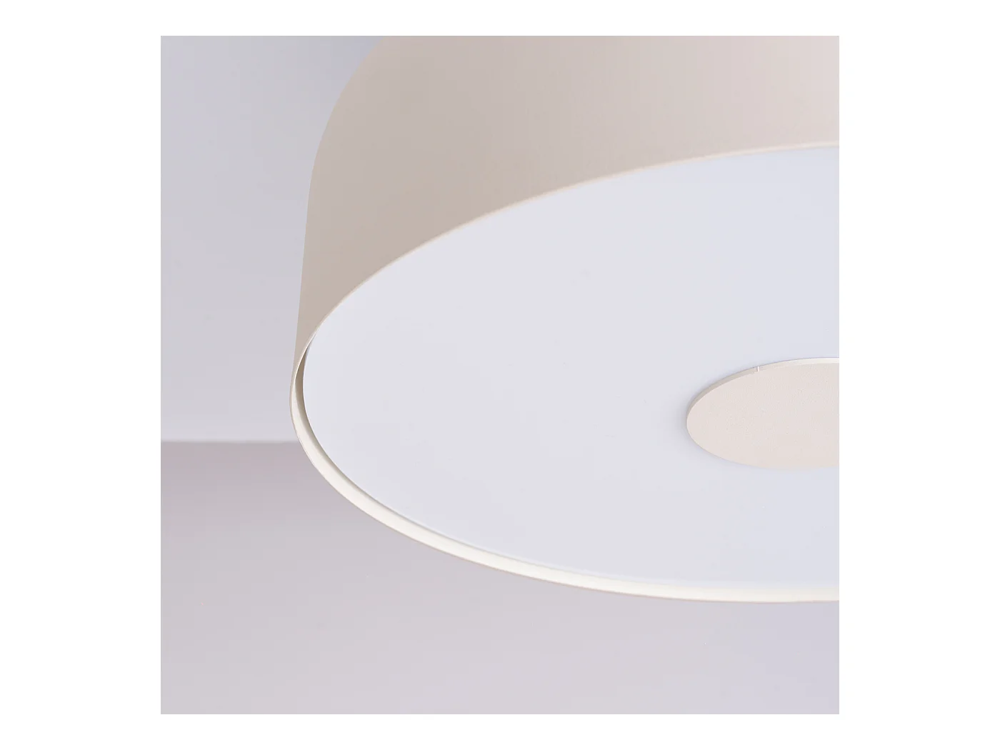 Plafonnier Omiq Moderne En Acier/Pvc - 4 Sources Lumineuses - L.30 X H.15 Cm - Beige
