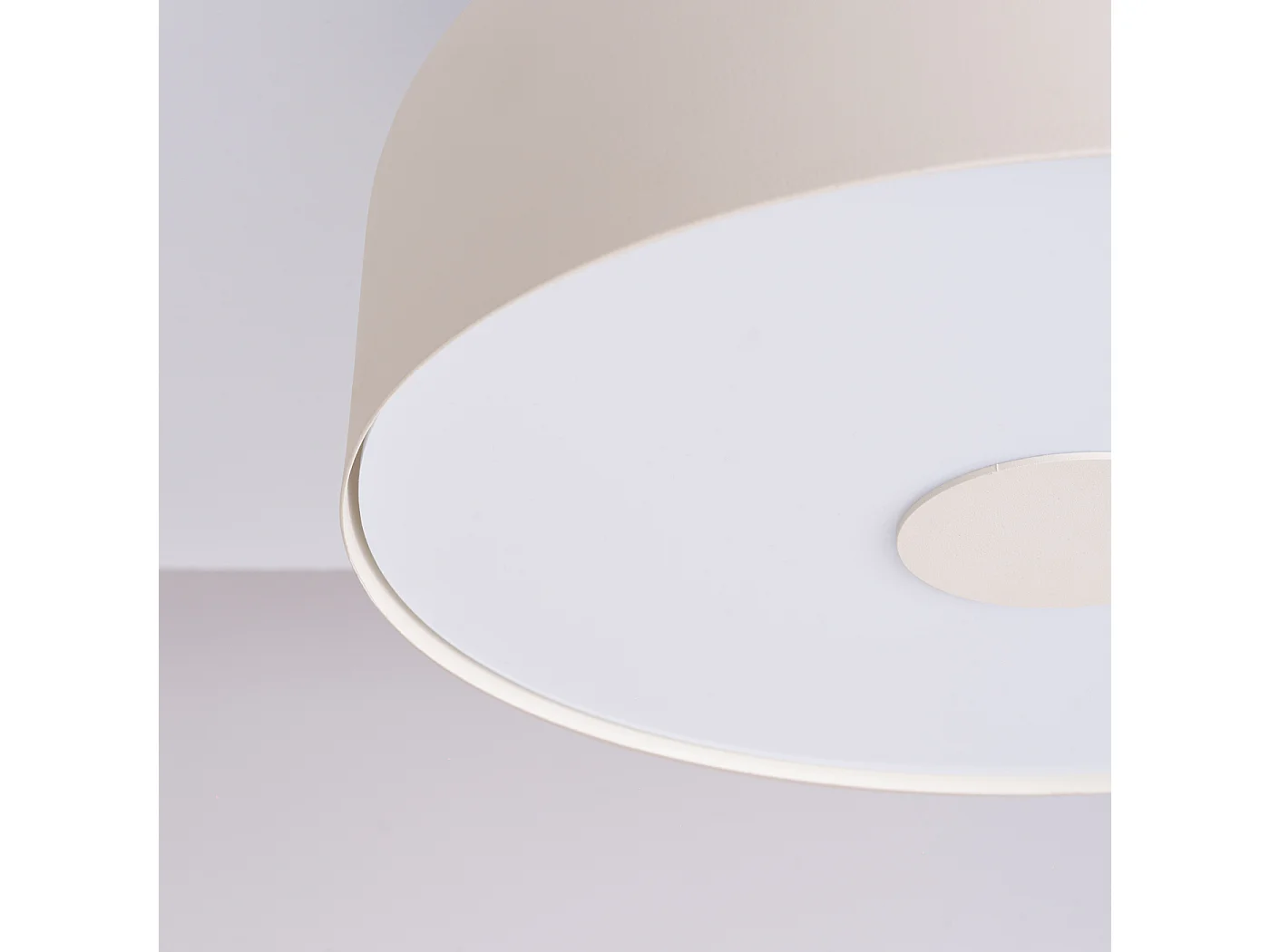 Plafonnier Omiq Moderne En Acier/Pvc - 4 Sources Lumineuses - L.30 X H.15 Cm - Beige